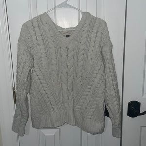 Universal Thread cream sweater, XS.